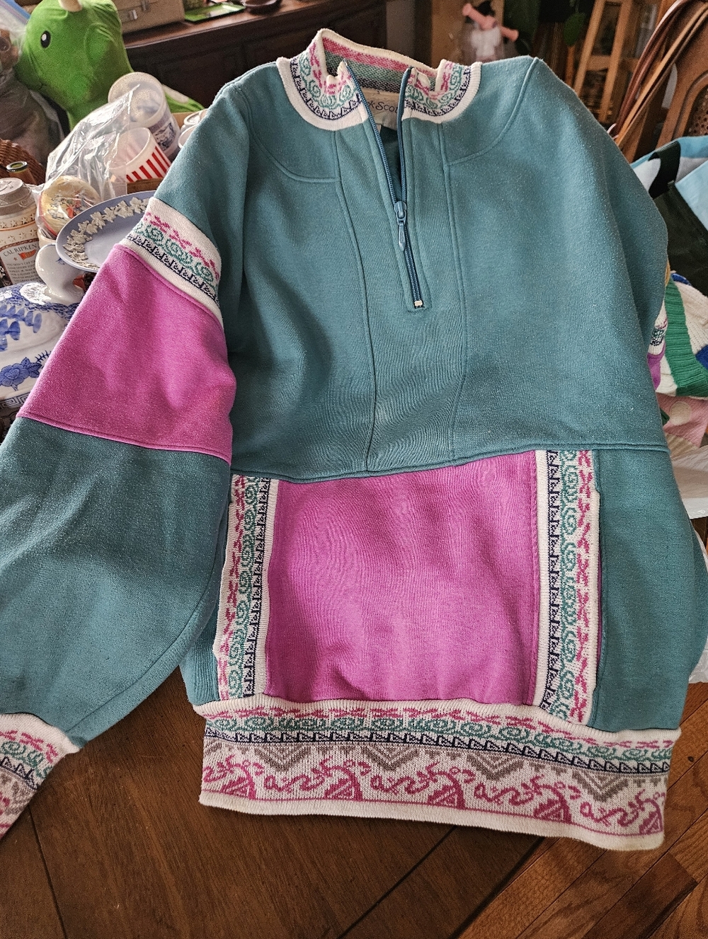 Vintage Teal and Fuscia Women's Quarter-Zip Pullover